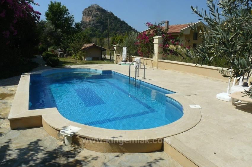 King’s Villa No.1 — An Exclusive Life Rising With Elegance And River Views