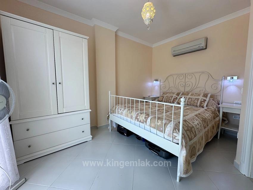 A Chic And Timeless Villa On Distinguished Complex