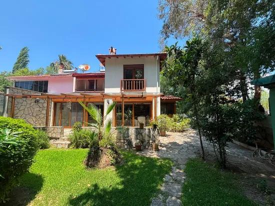 Dalyan Centre With Secret Garden For Sale Duplex