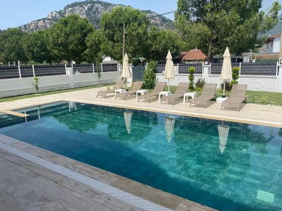 Villa Aurelia – Timeless Elegance Address