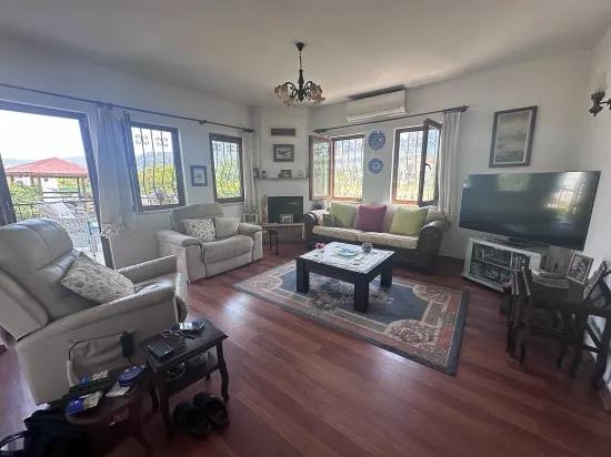 Spacious Village Home With Mountain Views And Mature Gardens