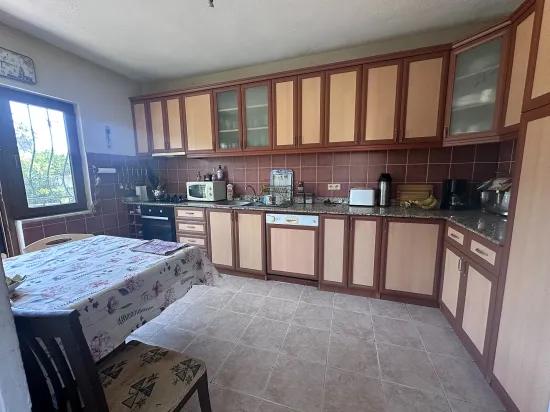 Spacious Village Home With Mountain Views And Mature Gardens
