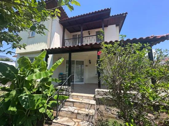 In Gülpınar, Mountain View And Within Walking Distance To The City Centre Detached Villa