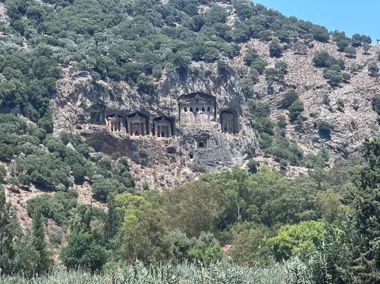 Timeless Life Opening To The Symbolic View Of Dalyan