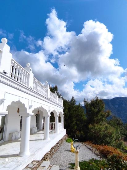 Luxury 7-Bedroom Mansion With Unparalleled Sea Views In Gökbel – Prestigious Location On A 5,000 M² Plot