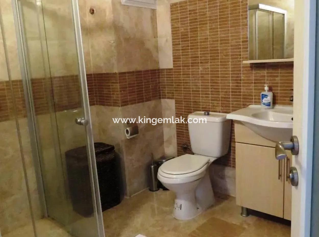 Attractive Riverside Duplex