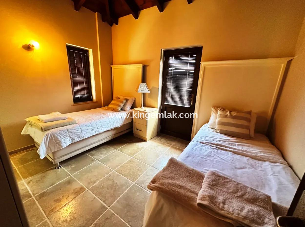 Extrodinary Private Villa