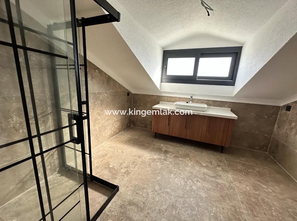 Spacious 5 Bed Close To Town