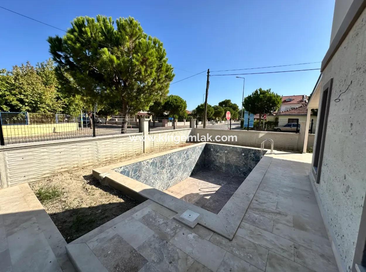 Spacious 5 Bed Close To Town