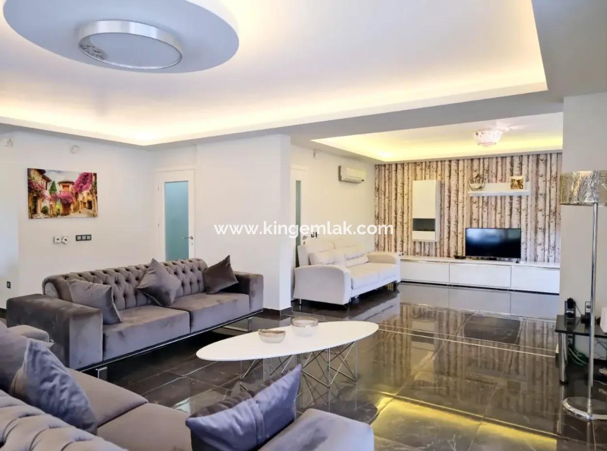 Luxury Detached Villa For Sale In Gülpınar