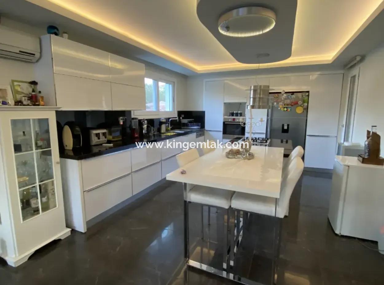 Luxury Detached Villa For Sale In Gülpınar