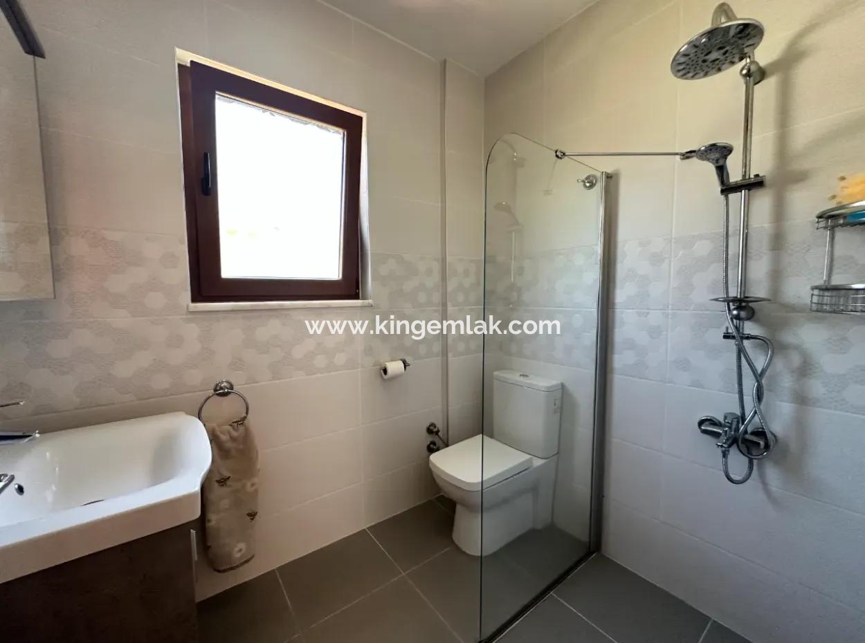 Stylish Semi-Detached Villa