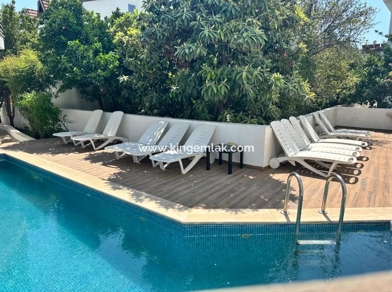 Fully Furnished Modern One-Bedroom Riverside Apartment