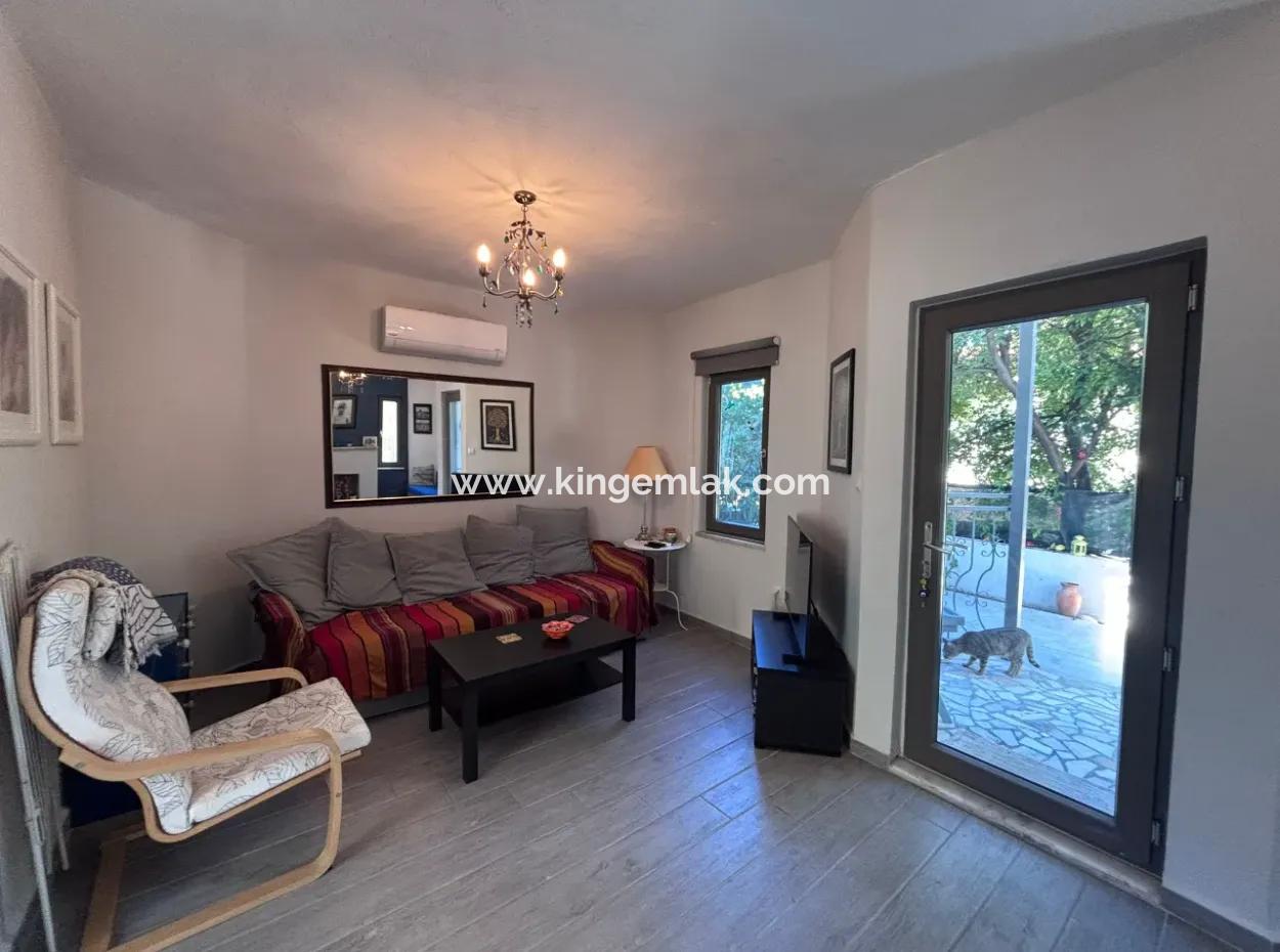 Traditional Character 2 Bed With A Modern Touch