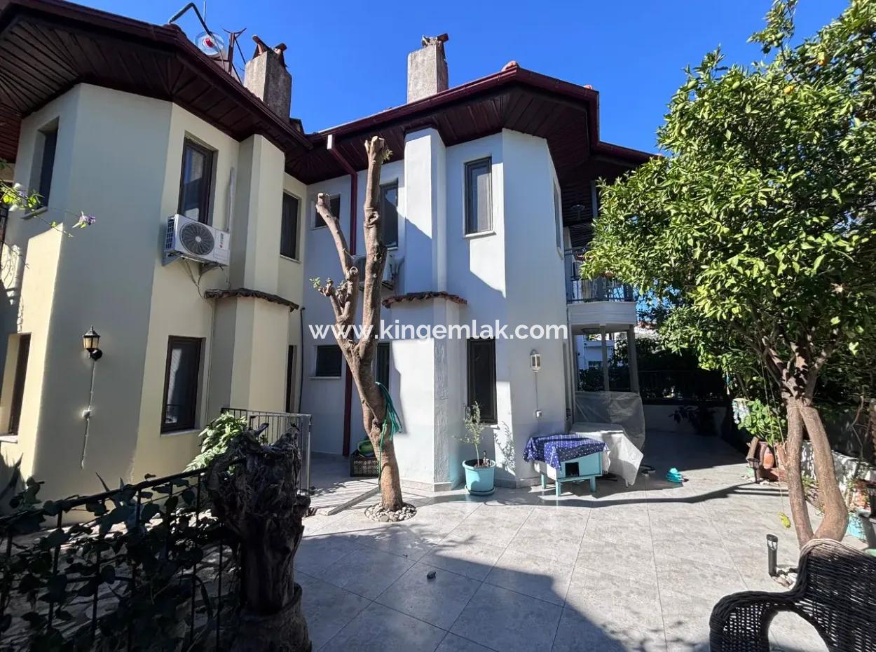 Traditional Character 2 Bed With A Modern Touch