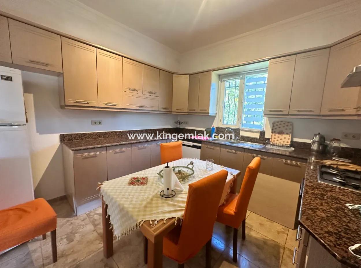 Rural Bungalow Ready For New Renter