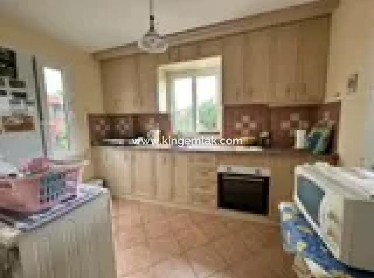 Detached Villa With Shared Pool And Lush Gardens In The Gülpınar Area Of Dalyan