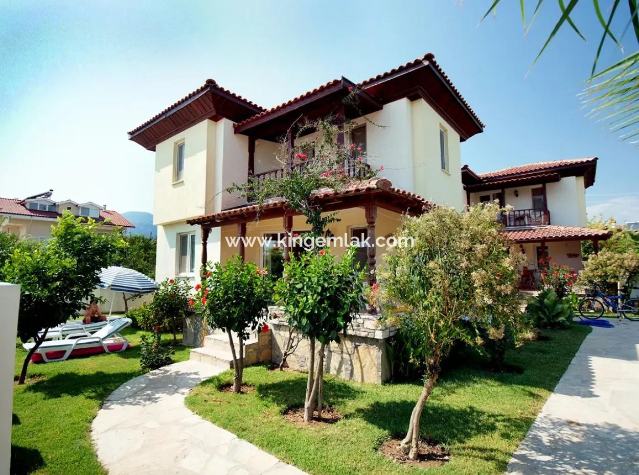 Detached Villa With Shared Pool And Lush Gardens In The Gülpınar Area Of Dalyan