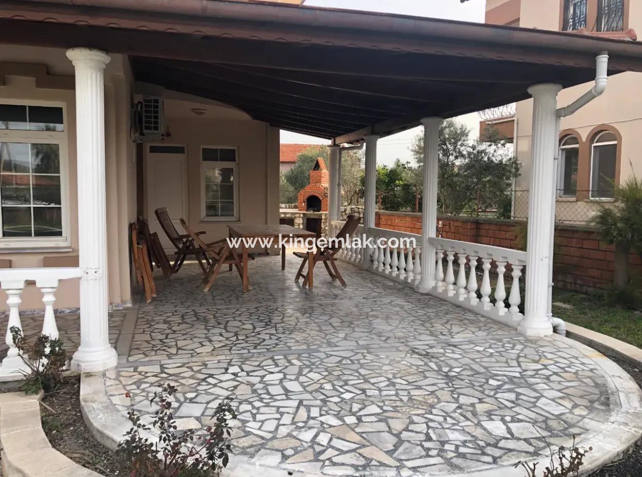 Traditional Villa In Need Of Love