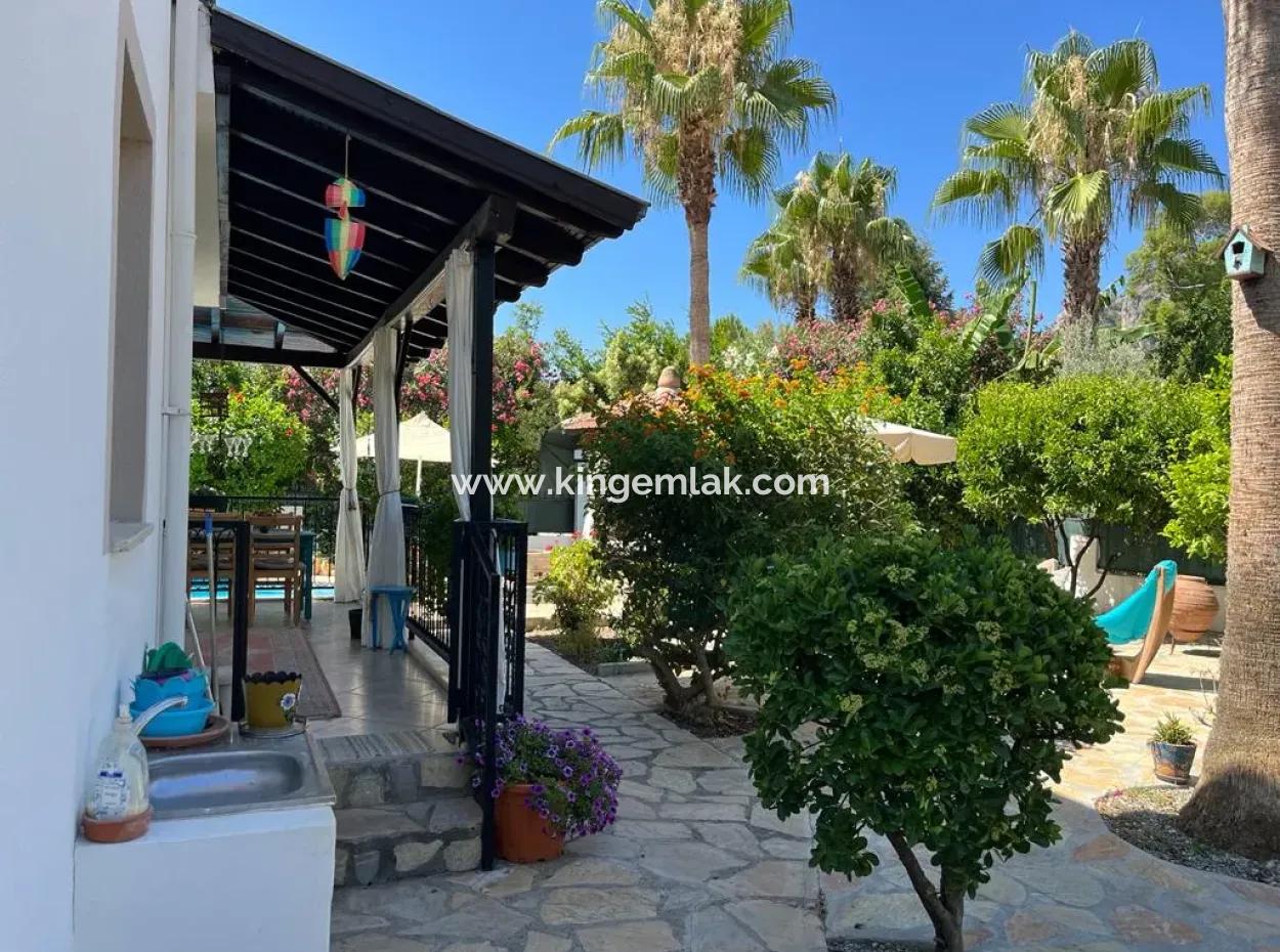 Private Villa By The Stream