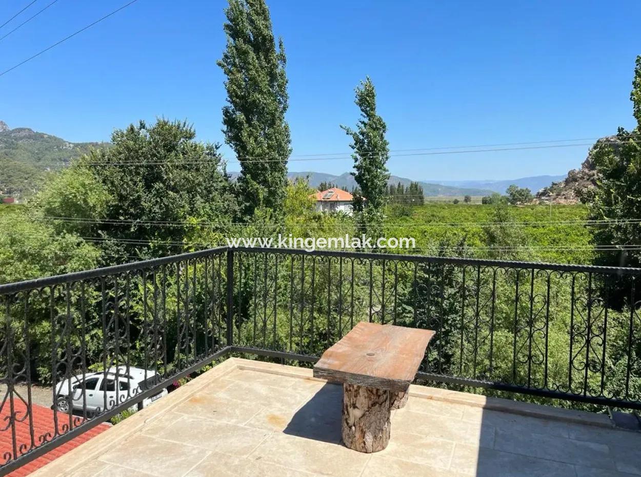 Private Villa By The Stream