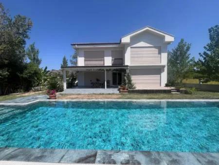 Unique Villa On Large Land