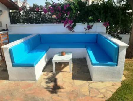 Elegant Detached Villa With Private Pool