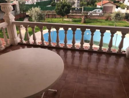 Traditional Villa In Need Of Love