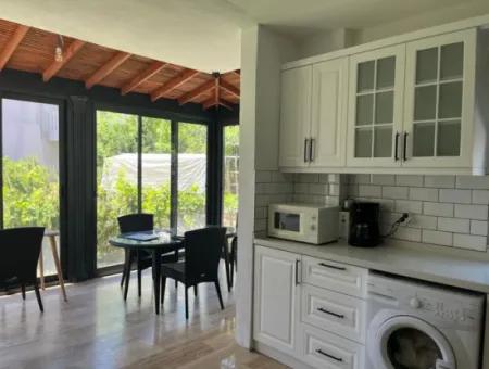 Complex Villa Close To Town