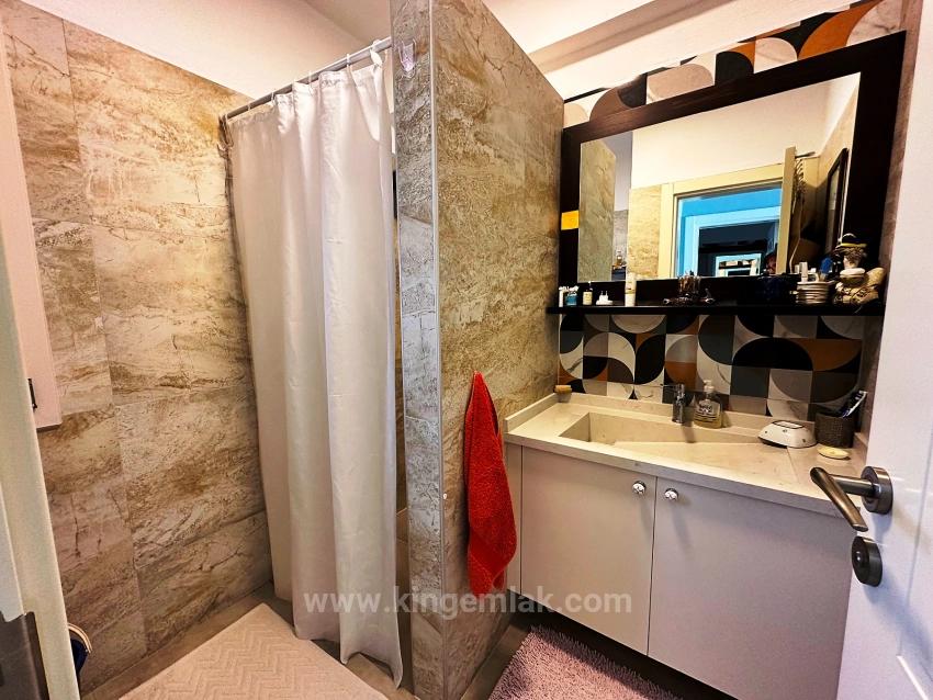 Уникальная Жизнь В Гармонии С Природой.