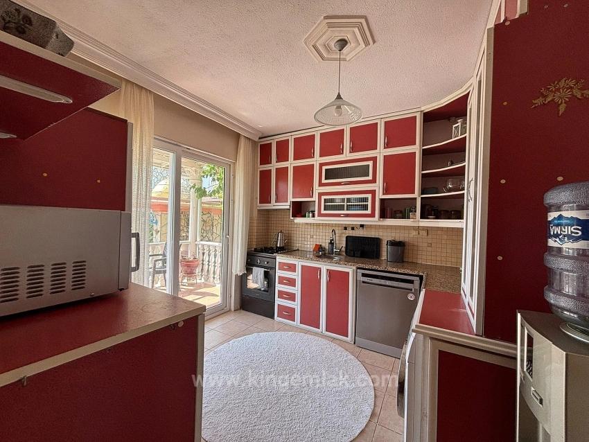 500M² Özel Arsa İçerisinde Karakterli Villa – Büyük Potansiyel Sunuyor