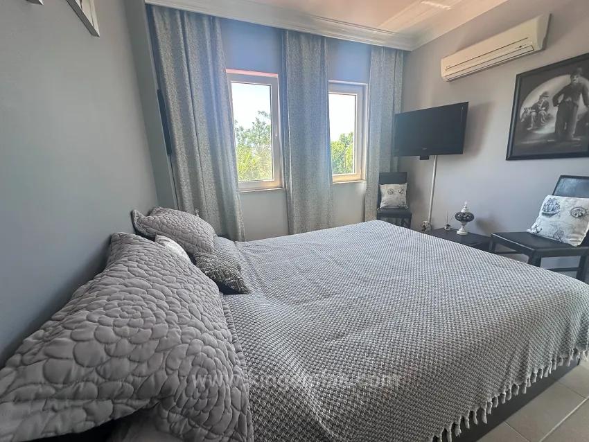 Doğanın Kalbinde Şık Villa