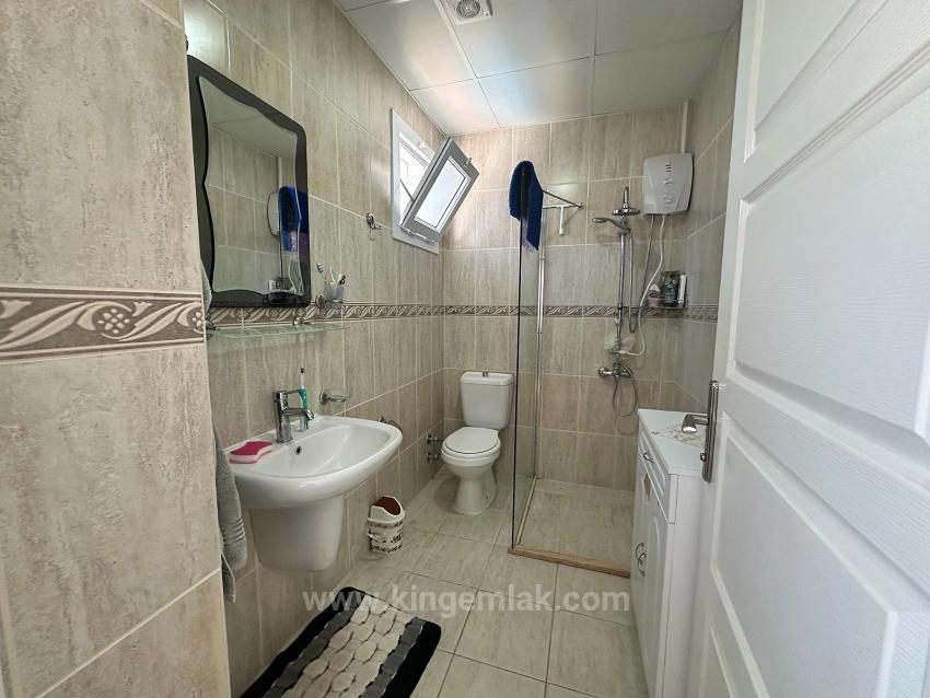 Villa Iris, Ortak Havuzlu, Modern Ve Yarı Müstakil Bir Villa