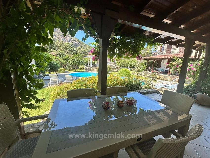 Gülpınar, Dalyan’da Şirin Bir Sitede İki Yatak Odalı Villa