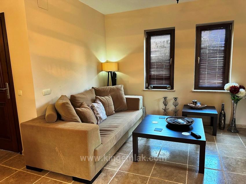 Dalyan Gülpınar Da Kanal A Yakın Konak Tarzında Villa