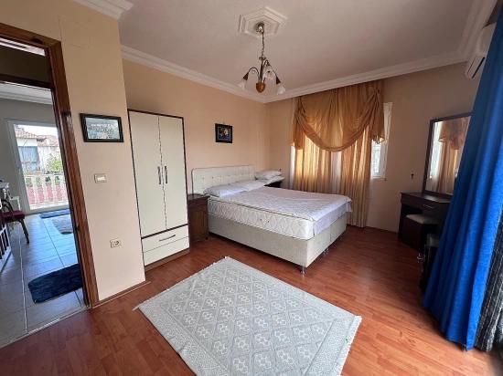 500m² Özel Arsa İçerisinde Karakterli Villa – Büyük Potansiyel Sunuyor