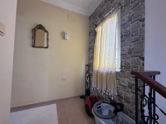 500M² Özel Arsa İçerisinde Karakterli Villa – Büyük Potansiyel Sunuyor