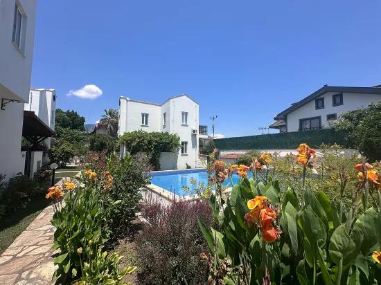 Akdeniz Esintili Şık Villa