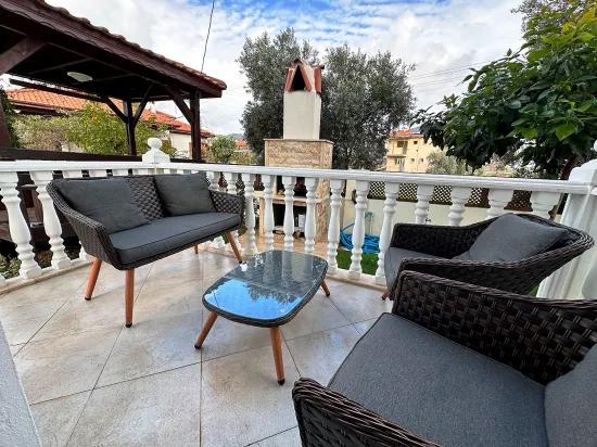 Metinler'de Huzurlu Bahçe Katı Yaşamı
