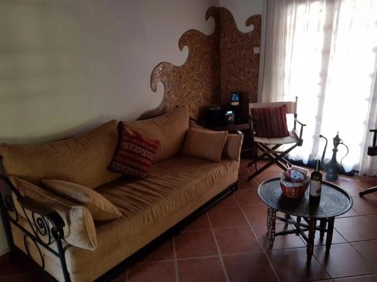 Dalyan Arıkbaşı Bölgesinde 1357 M2 Arsa İçersinde Satılık Müstakil Bungalow