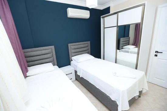 Dağ Manzaralı, Stil Sahibi Ve Tamamen Yenilenmiş Özel Villa
