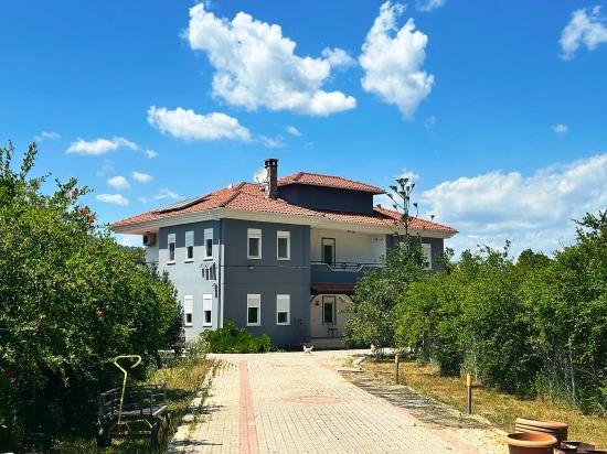 6.000 M² Özel Arazide Konumlanan Lüks Doğa Villası