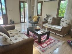 Metinler, Dalyan’da Dört Yatak Odalı Villa – Konfor, Işık Ve Dağ Huzurunun Buluştuğu Bir S