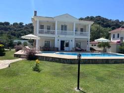 Ortaca Dalyan Mah. Satılık 3+1 Villa - 848 m²