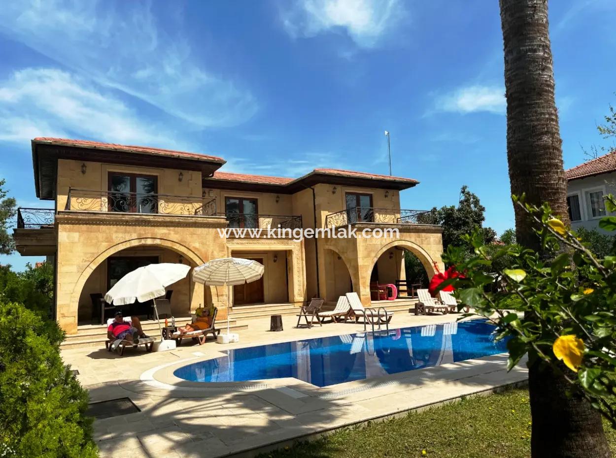 Dalyan Gülpınarda Kapodakya Taşından Yapılmış Konak Tarzı Villa