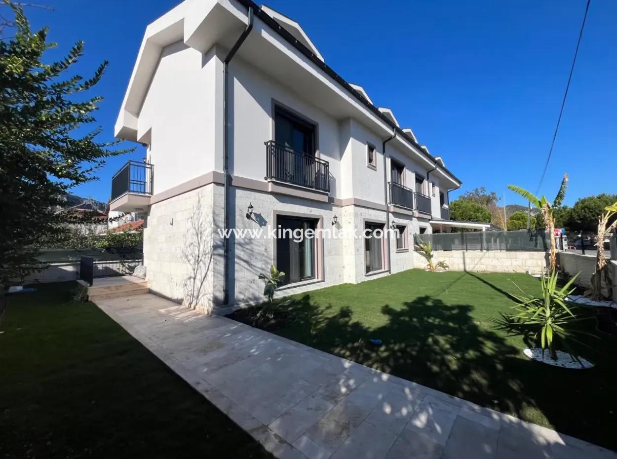 Dalyan Da Satılık 5 Yatak Odalı Sıfır Villa