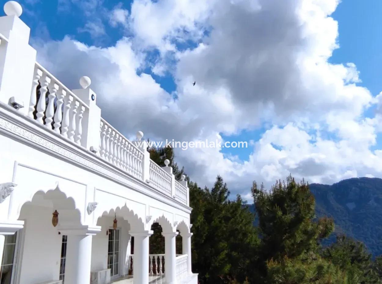 Dalyan Gökbel De Full İztuzu Plajı Ve Deniz Manzaralı Satılık Villa