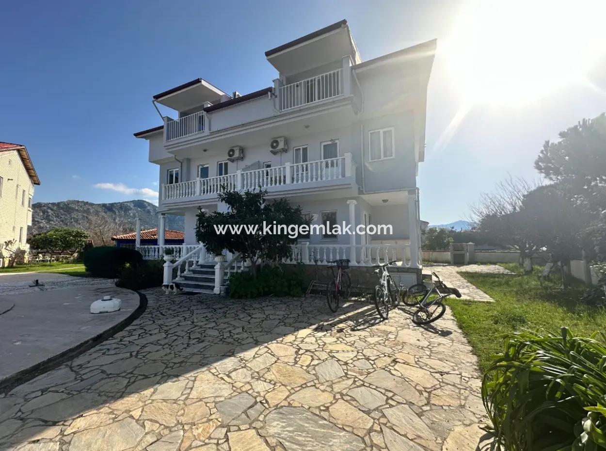 Dalyan Zemin Kat Satılık Apart