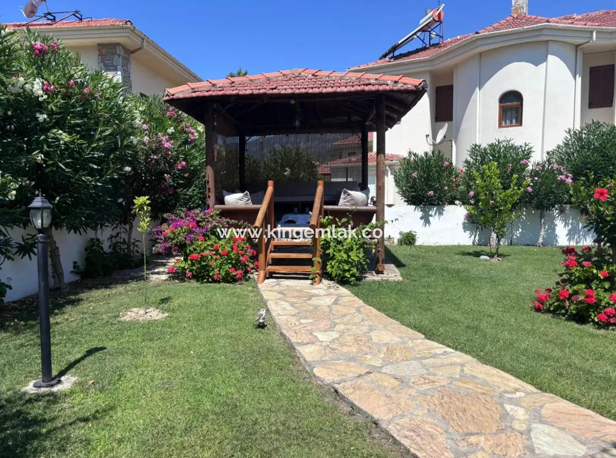 Dalyan Maraş 'Ta Kral Mezarları Manzaralı Eşsiz Villa