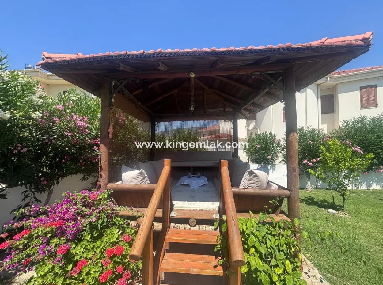 Dalyan Maraş 'Ta Kral Mezarları Manzaralı Eşsiz Villa